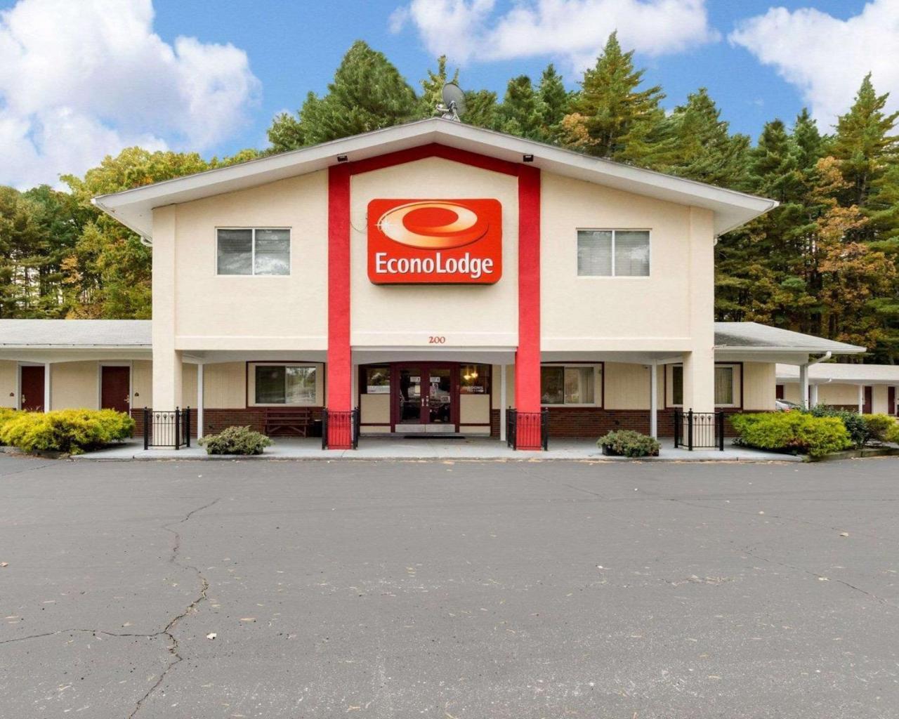 Red Roof Inn Sutton Buitenkant foto